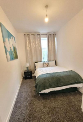 Cozy 4-Bed House in Accrington